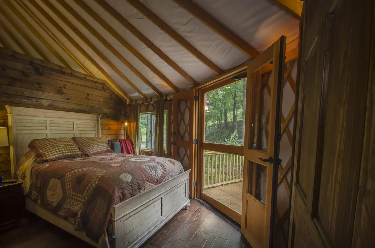 Lake Nantahala - Luxury Yurt