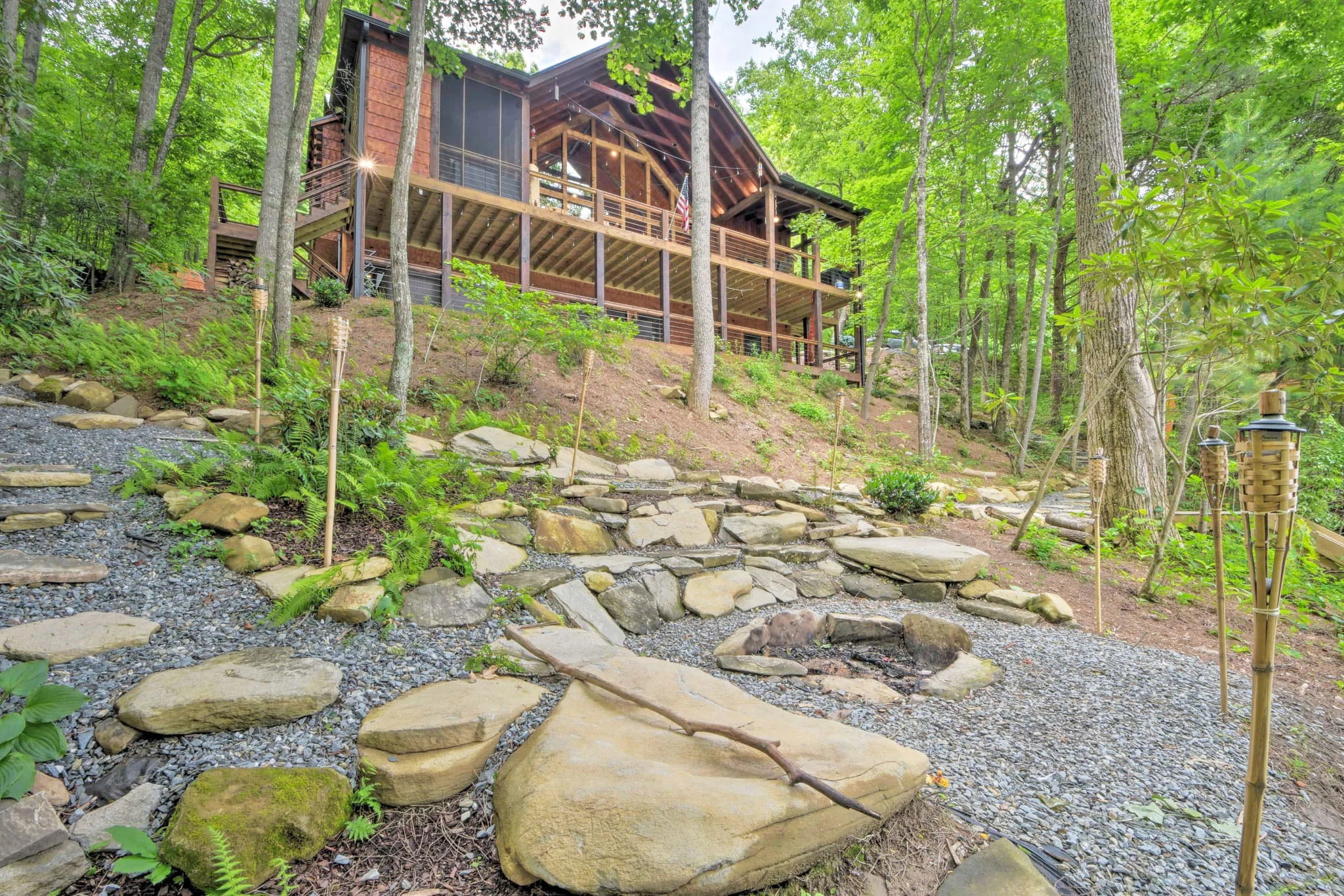 Echo Lodge Exterior - stayNantahala